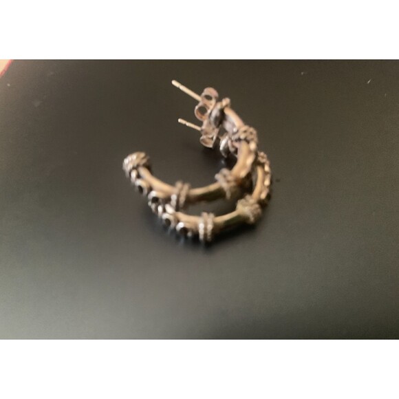 Vintage Balinese Sterling Silver Post Hoop Earrings - Picture 4 of 5